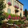 La mairie (fleurissement 2012)